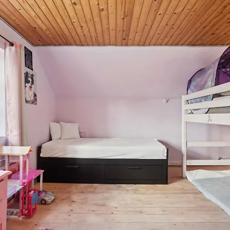 Фермерский дом Cosy And Modern House In Peaceful Setting Norreby (Sjaelland og Oerne)