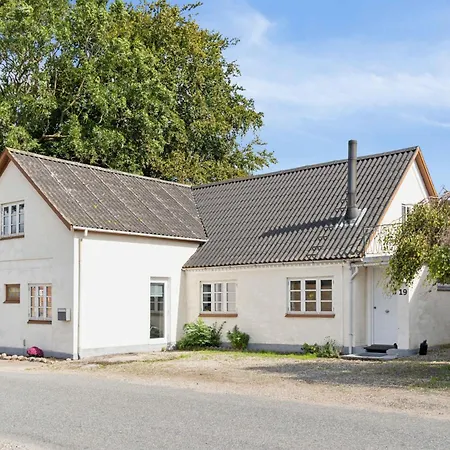 Cosy And Modern House In Peaceful Setting Agroturismo *