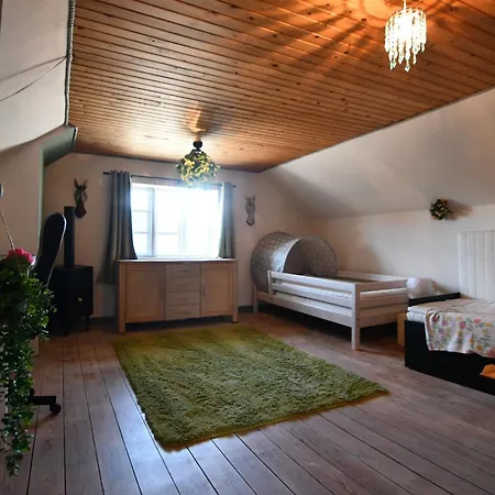 Cosy And Modern House In Peaceful Setting 팜스테이 *